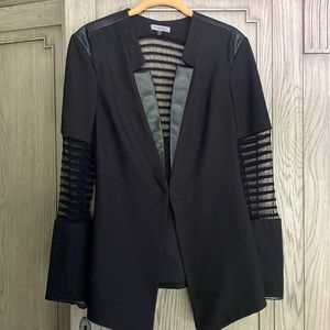 Black fitted blazer